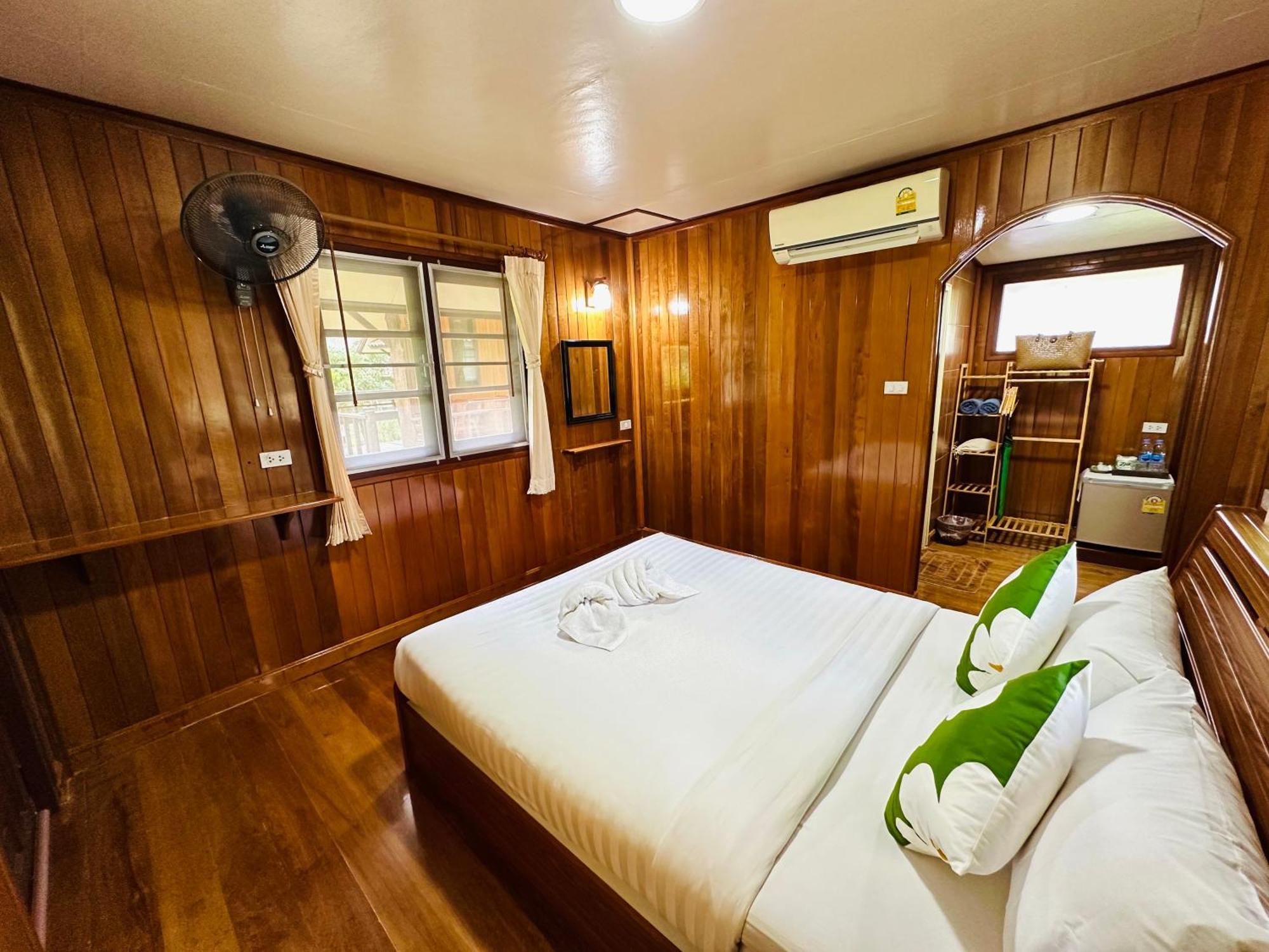 Bann Klong Jao Homestay Ko Kut Bagian luar foto